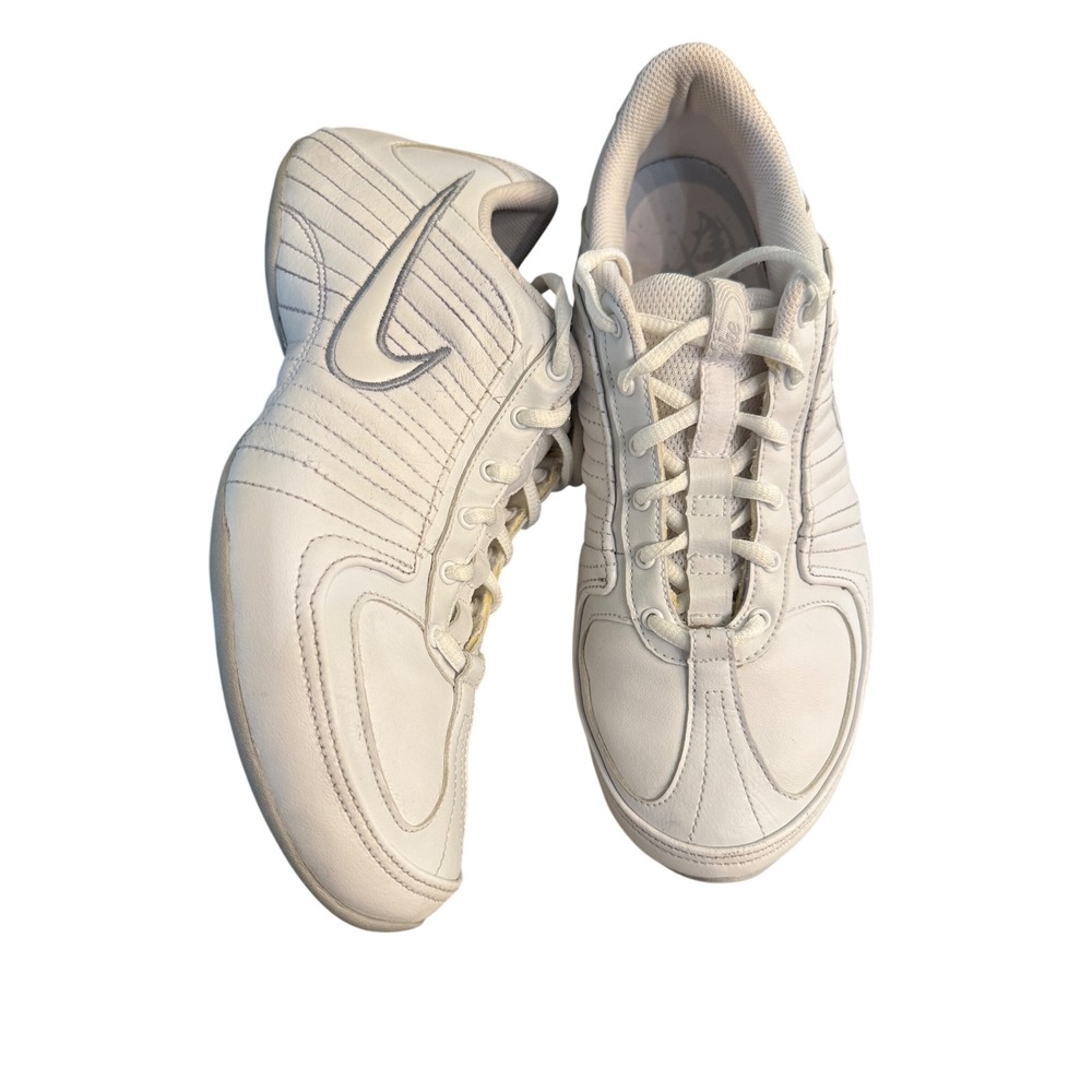 Nike Musique IV White Silver Leather Cheer Dance Sneakers 315757-111 Womens 9.5